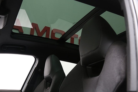 Skoda Enyaq 11 of 17