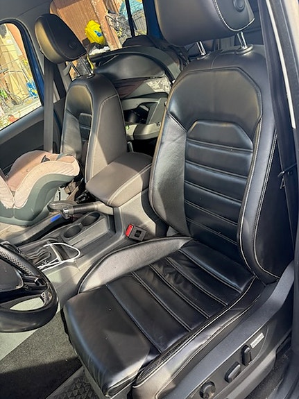 Volkswagen Amarok 6 of 6