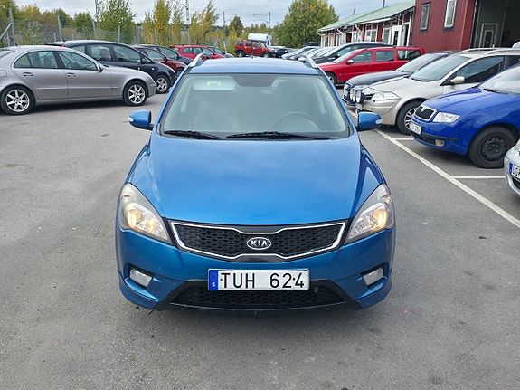 Kia Ceed 4 of 22