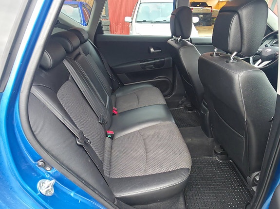 Kia Ceed 18 of 22