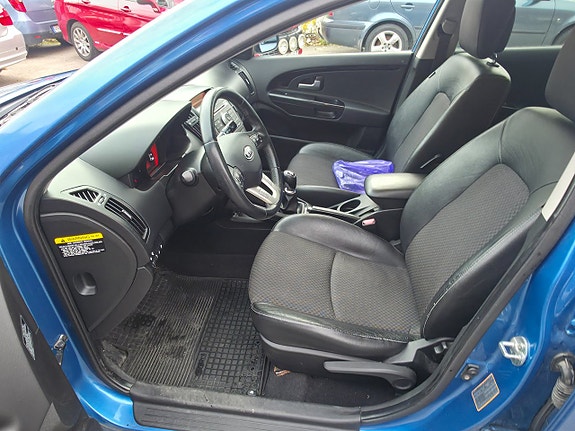 Kia Ceed 13 of 22