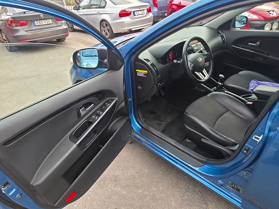 Kia Ceed 14 of 22