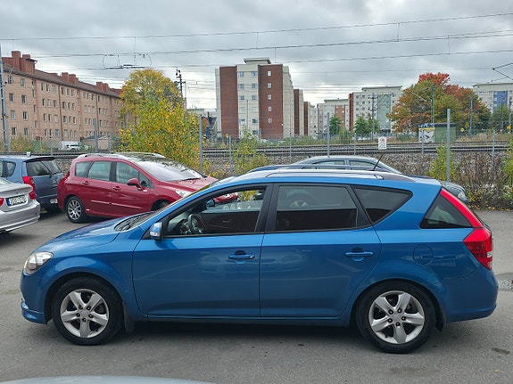Kia Ceed 8 of 22