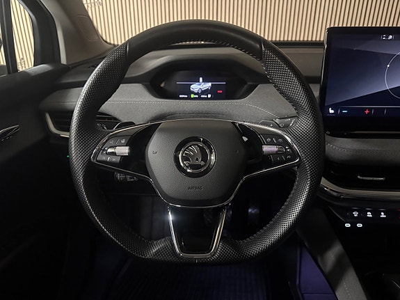 Skoda Enyaq 18 of 30