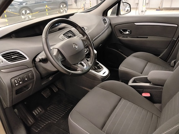 Renault Grand Scenic III 5 of 10