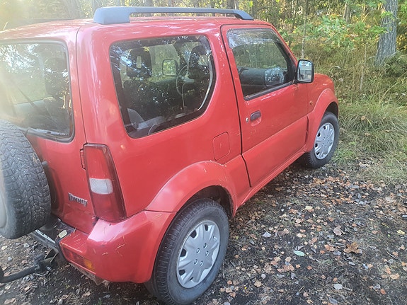 Suzuki Jimny 4 of 8
