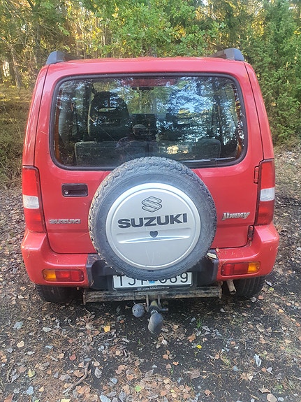 Suzuki Jimny 2 of 8