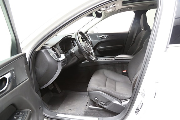 Volvo XC60 7 of 14