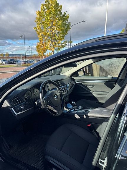 BMW 520d 6 of 7