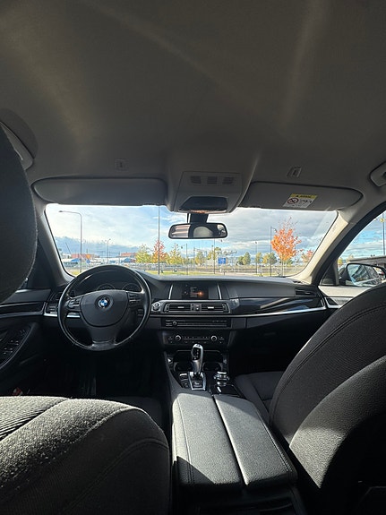 BMW 520d 5 of 7