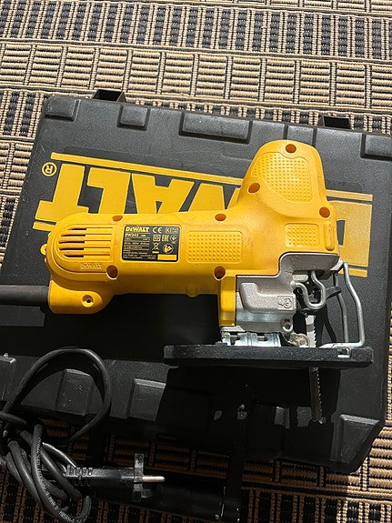 DeWalt DW343 sticksåg 550W