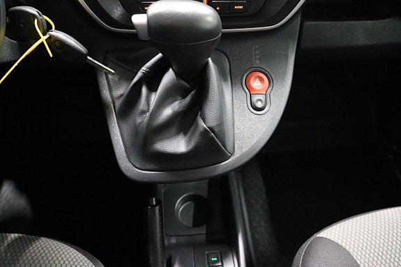 Renault Kangoo 17 of 21