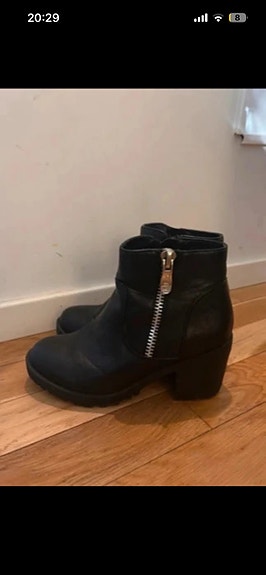 Product image 1 of 8