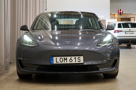 Tesla Model 3 6 of 22