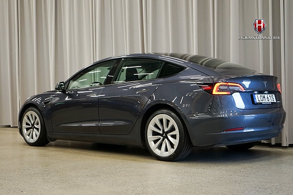 Tesla Model 3 5 of 22