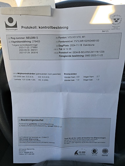 Volvo V70 3 of 3