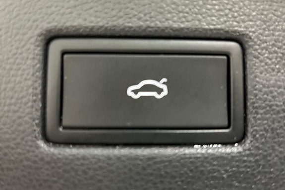 Volkswagen Tiguan 24 of 24