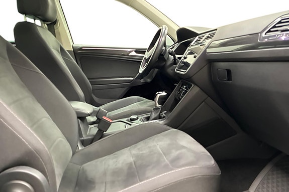 Volkswagen Tiguan 15 of 24
