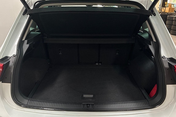 Volkswagen Tiguan 10 of 24