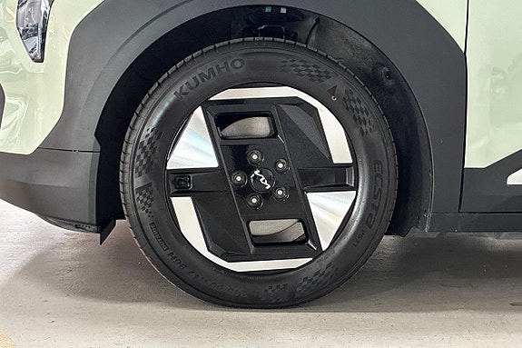 Kia EV3 11 of 25
