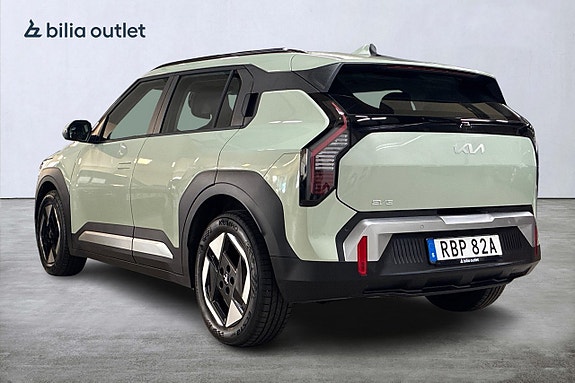 Kia EV3 8 of 25