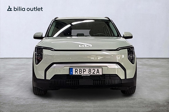 Kia EV3 3 of 25