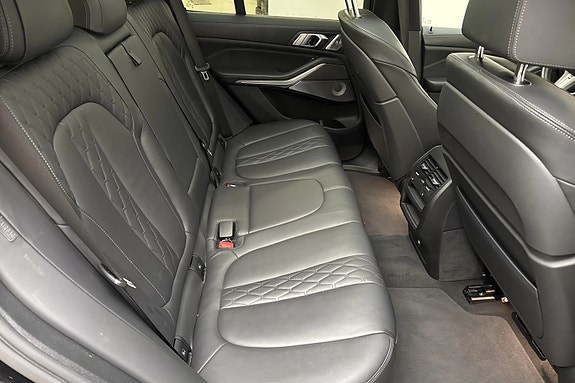 BMW X5 8 of 10