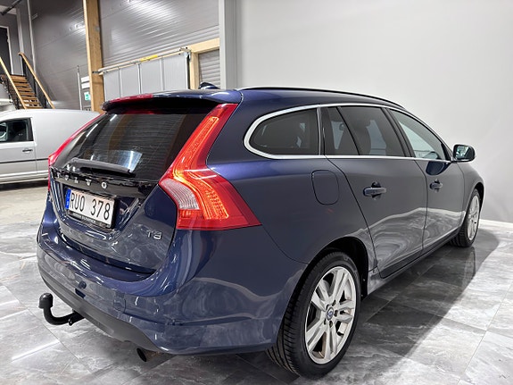 Volvo V60 7 of 25