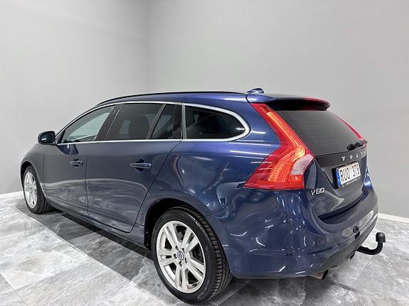 Volvo V60 5 of 25