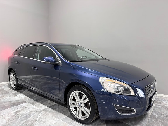 Volvo V60 9 of 25