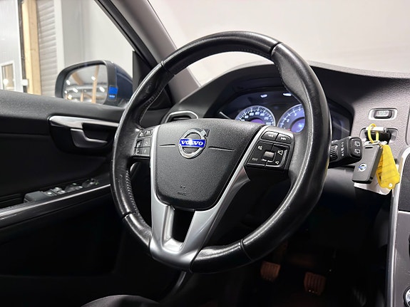 Volvo V60 18 of 25