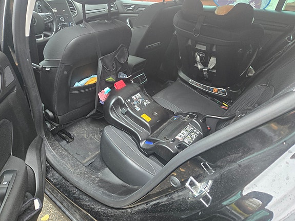 Renault Megane IV 6 of 6