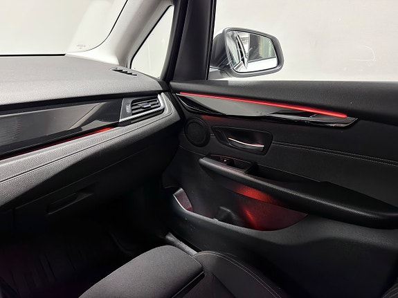 BMW 218d 25 of 30