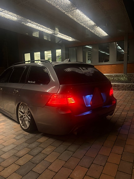 BMW 525d 3 of 8