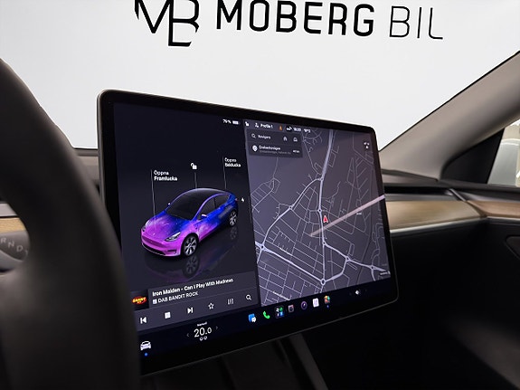 Tesla Model Y 12 of 19