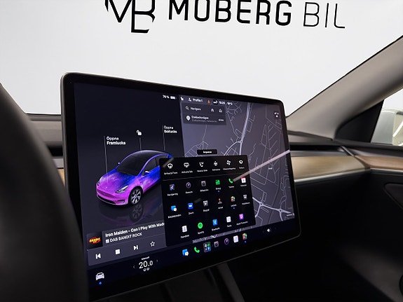 Tesla Model Y 13 of 19