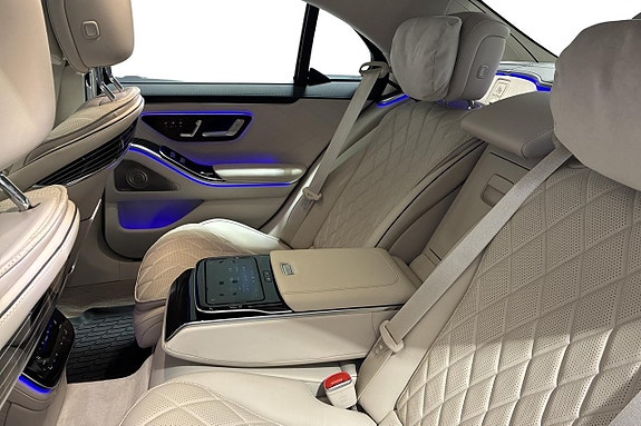 Mercedes-Benz S580 e 16 of 20