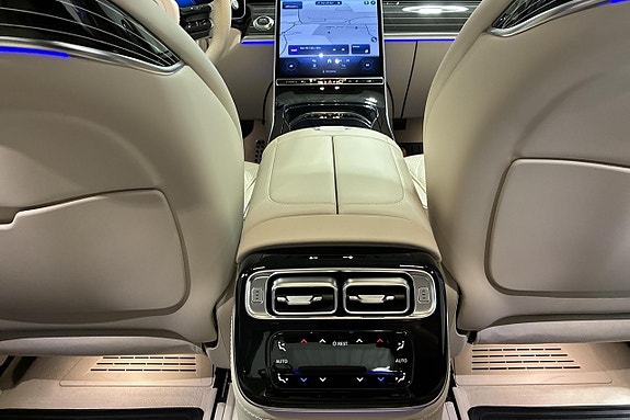 Mercedes-Benz S580 e 19 of 20