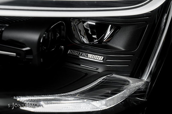 Mercedes-Benz E300 10 of 25