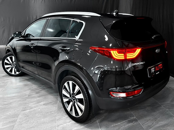 Kia Sportage 13 of 30