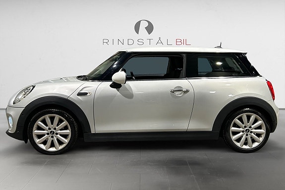 MINI Cooper 4 of 17