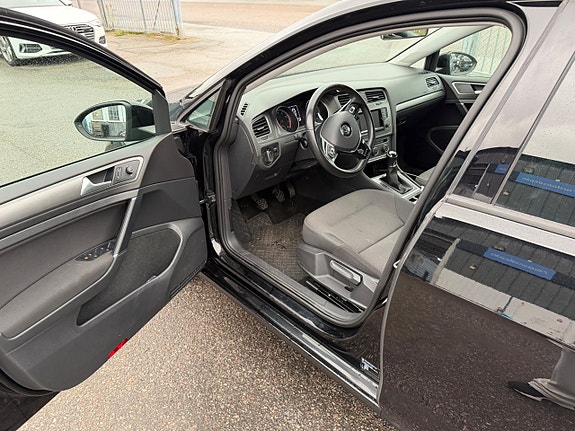 Volkswagen Golf I 5 of 9