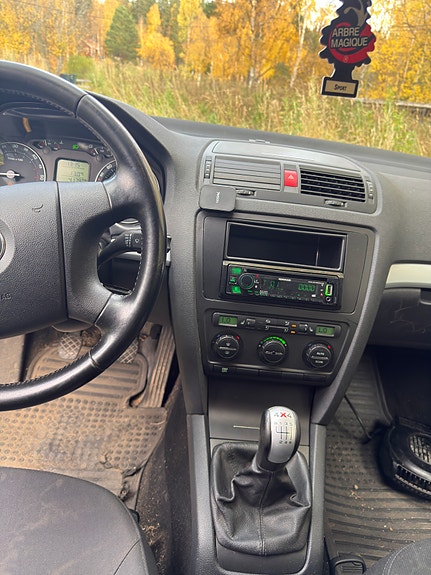 Skoda Octavia 5 of 8
