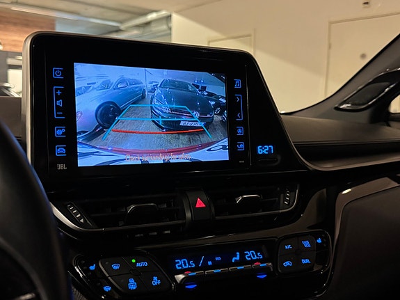 Toyota C-HR 29 of 29