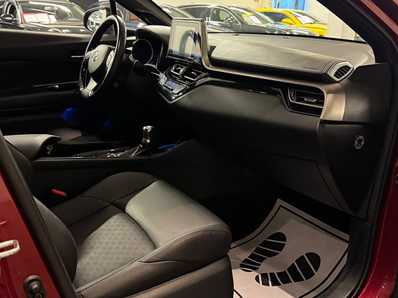 Toyota C-HR 22 of 29