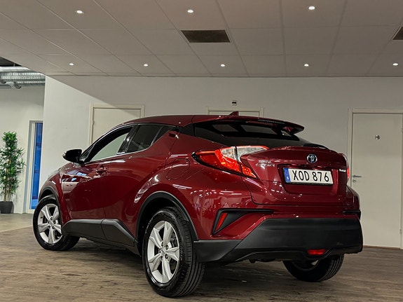 Toyota C-HR 14 of 29