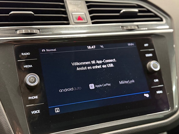Volkswagen Tiguan 22 of 28