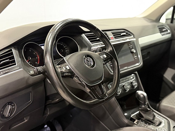 Volkswagen Tiguan 9 of 28