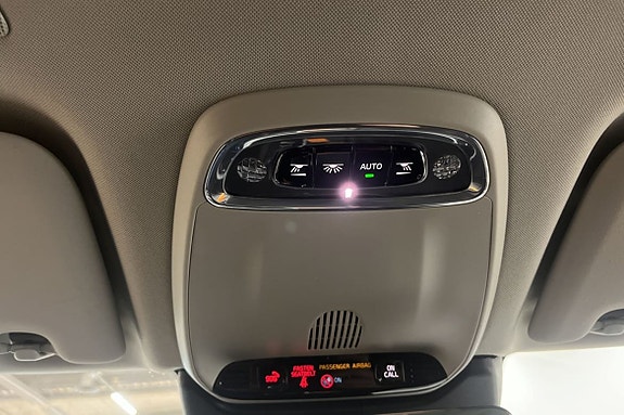 Volvo XC60 18 of 23