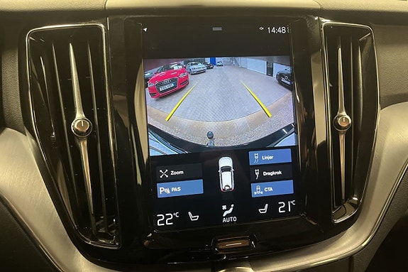 Volvo XC60 15 of 23